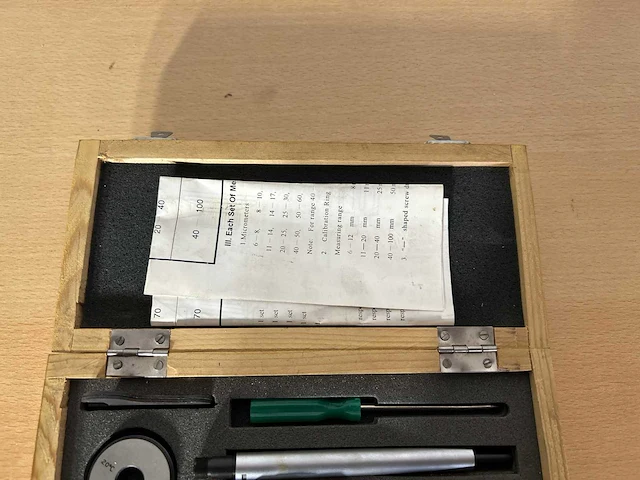 Mitutoyo drie punts binnen micrometer - afbeelding 3 van  3