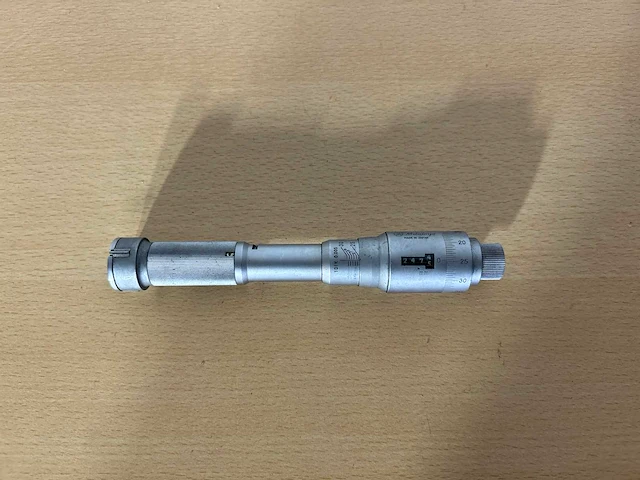 Mitutoyo drie punts binnen micrometer - afbeelding 1 van  1