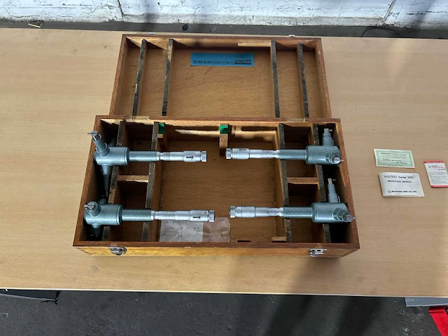 Mitutoyo holtest series 368 drie punts binnen micrometer - afbeelding 1 van  7