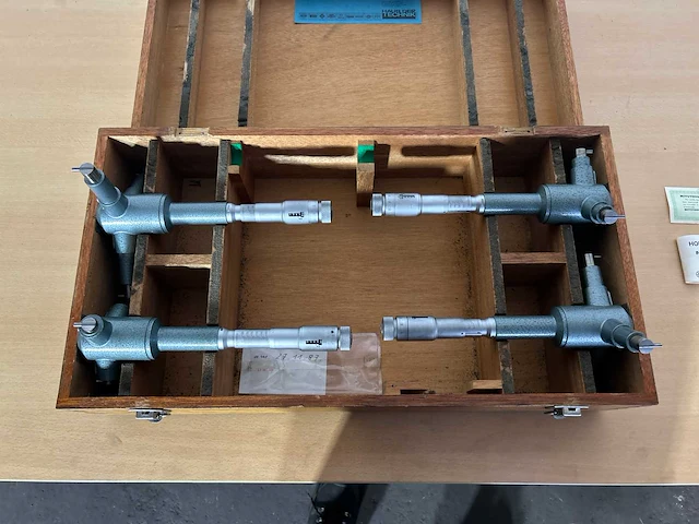 Mitutoyo holtest series 368 drie punts binnen micrometer - afbeelding 2 van  7