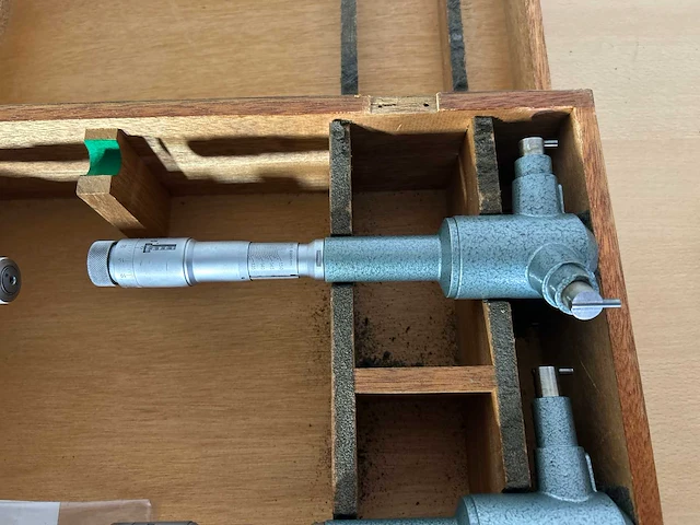 Mitutoyo holtest series 368 drie punts binnen micrometer - afbeelding 4 van  7