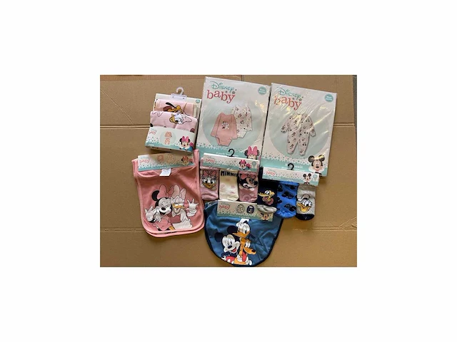 Mix disney baby- & kinderkleding (100x) - afbeelding 7 van  14