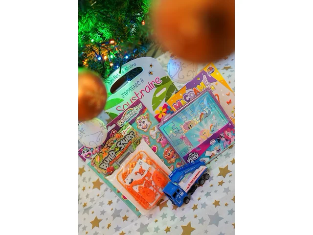 Mix doos kerst cadeaus, 1 stuks met speelgoed tot 12 jaar (mix kerst-12) - afbeelding 1 van  7