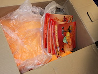 Mix doos met restanten van markt en magazijn - afbeelding 5 van  5