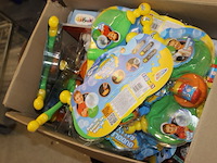 Mix doos met restanten van markt en magazijn - afbeelding 5 van  5