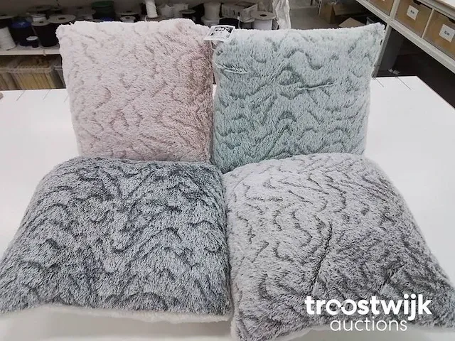 Mix kussenhoes sierkussen 45x45cm 210 stuks nieuw grijs / bruin / mint / rosé - afbeelding 1 van  6