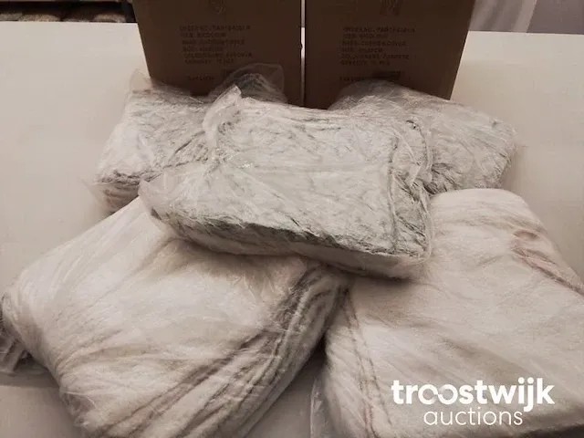 Mix kussenhoes sierkussen 45x45cm 210 stuks nieuw grijs / bruin / mint / rosé - afbeelding 5 van  6