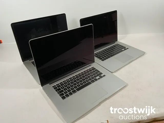 Mix model macbook pro laptops - check description - afbeelding 1 van  11