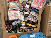 Mix pallet a-merk speelgoed w.o. baby born, carrera, marvel, ravensburger - afbeelding 1 van  12