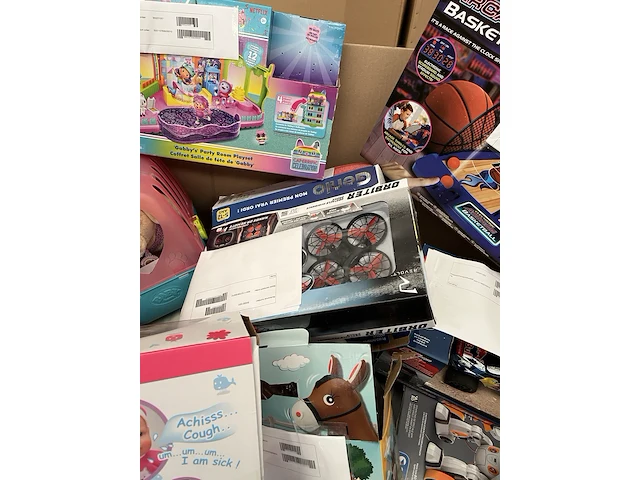 Mix pallet a-merk speelgoed w.o. baby born, carrera, marvel, ravensburger - afbeelding 7 van  12
