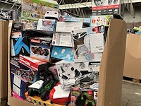 Mix pallet a-merk speelgoed w.o. carrera, clementoni, idance, vtech - afbeelding 1 van  12
