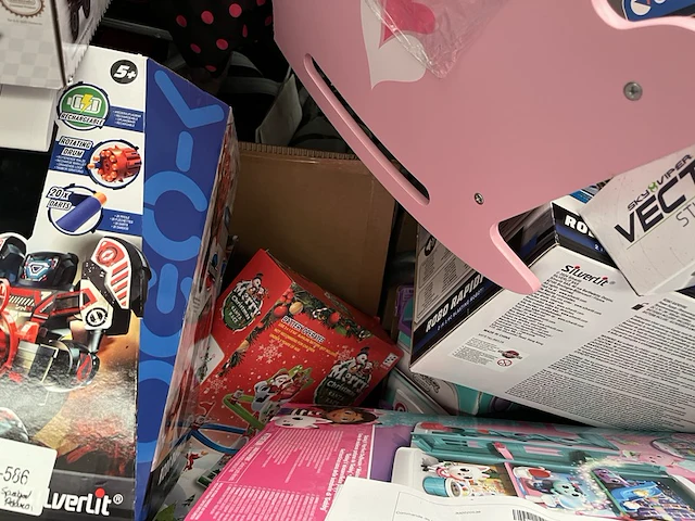 Mix pallet a-merk speelgoed w.o. carrera, dreamworks, wetenschap&spel airo - afbeelding 9 van  11
