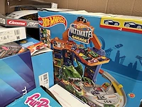 Mix pallet a-merk speelgoed w.o. carrera, furreal, hot wheels, taiyo, vtech - afbeelding 2 van  10