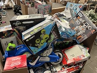 Mix pallet a-merk speelgoed w.o. disney, casdon dyson, wetenschap&spel airo - afbeelding 8 van  14