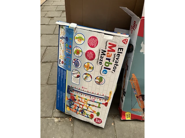 Mix pallet a-merk speelgoed w.o. hot wheels, vtech, furreal - afbeelding 2 van  11