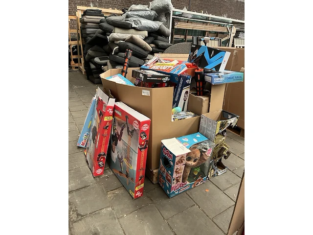 Mix pallet a-merk speelgoed w.o. hot wheels, vtech, furreal - afbeelding 3 van  11
