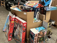 Mix pallet a-merk speelgoed w.o. hot wheels, vtech, furreal - afbeelding 3 van  11