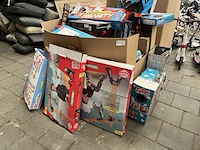 Mix pallet a-merk speelgoed w.o. hot wheels, vtech, furreal - afbeelding 1 van  11