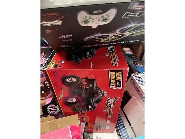Mix pallet a-merk speelgoed w.o. hot wheels, vtech, furreal - afbeelding 10 van  11