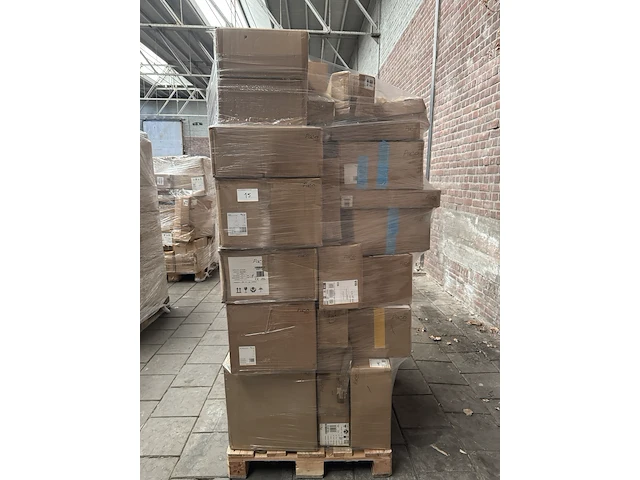 Mix pallet met 32 stuks design verlichting paco home – verkrijgbaar op bol.com en amazon - afbeelding 1 van  9