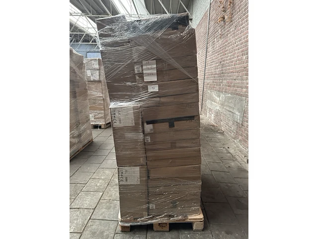Mix pallet met 47 stuks design verlichting paco home – verkrijgbaar op bol.com en amazon - afbeelding 1 van  10