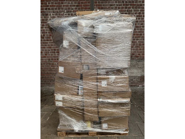 Mix pallet met 49 stuks design verlichting paco home – verkrijgbaar op bol.com en amazon - afbeelding 1 van  9