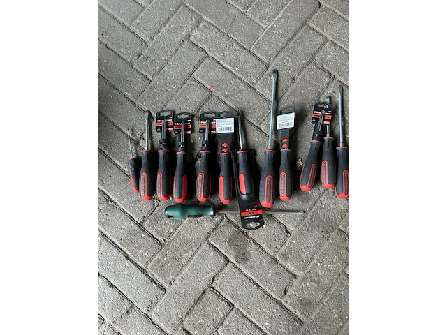 Mix pallet met nieuw gereedschap - afbeelding 2 van  15