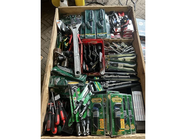 Mix pallet met nieuw gereedschap - afbeelding 1 van  15