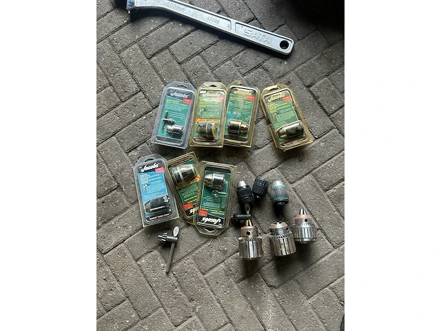 Mix pallet met nieuw gereedschap - afbeelding 14 van  15