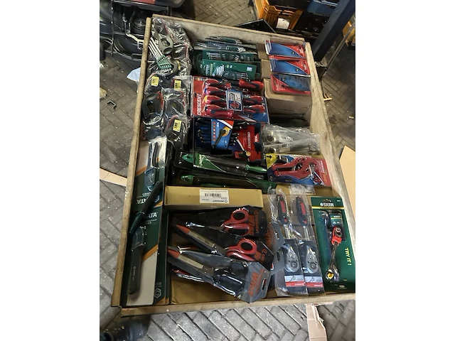 Mix pallet met nieuw gereedschap - afbeelding 7 van  14