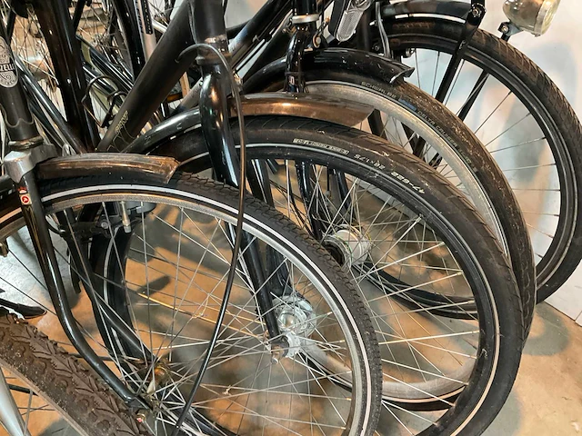 Mix partij - dames fietsen en heren fietsen - damesfietsen (10x) - afbeelding 17 van  21