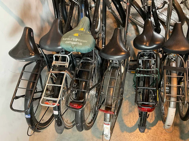 Mix partij - dames fietsen en heren fietsen - damesfietsen (10x) - afbeelding 18 van  21