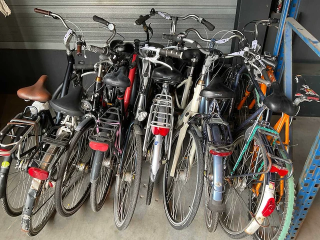 Mix partij - damesfietsen en herenfietsen (10x) - afbeelding 2 van  5