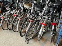 Mix partij - herenfietsen en damesfietsen - damesfietsen (10x) - afbeelding 3 van  8
