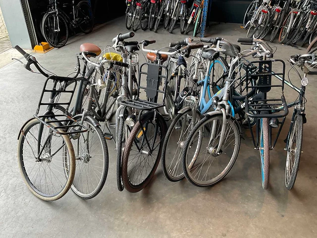 Mix partij - herenfietsen en damesfietsen (8x) - afbeelding 1 van  10