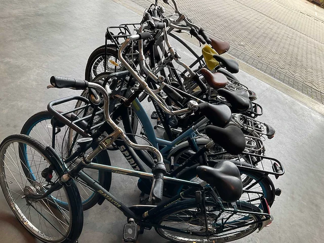 Mix partij - herenfietsen en damesfietsen (8x) - afbeelding 4 van  10