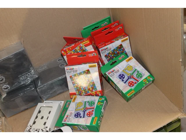 Mix partij ruim 19 stuks - afbeelding 4 van  7