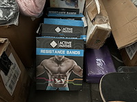 Mix partij speelgoed en consumenten goederen - afbeelding 9 van  34