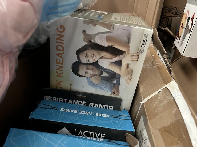 Mix partij speelgoed en consumenten goederen - afbeelding 10 van  34