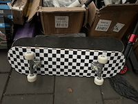 Mix partij speelgoed en consumenten goederen - afbeelding 13 van  34