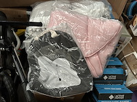 Mix partij speelgoed en consumenten goederen - afbeelding 34 van  34