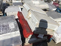 Mix van 18 pallets keramiek tegels - afbeelding 7 van  10
