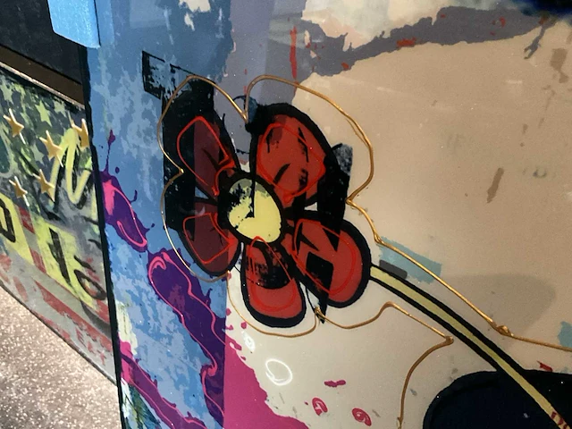 Mixed media 3d epoxy micha baker “mini mouse” - afbeelding 2 van  5