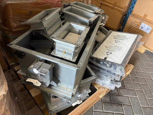 Mixpallet luchtbehandelings materiaal - afbeelding 1 van  4