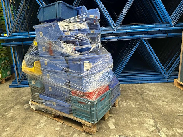 Mixpallet magazijnbakken ca. 34x - afbeelding 2 van  3