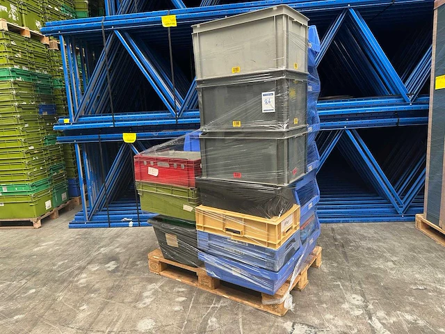 Mixpallet magazijnbakken - afbeelding 2 van  3