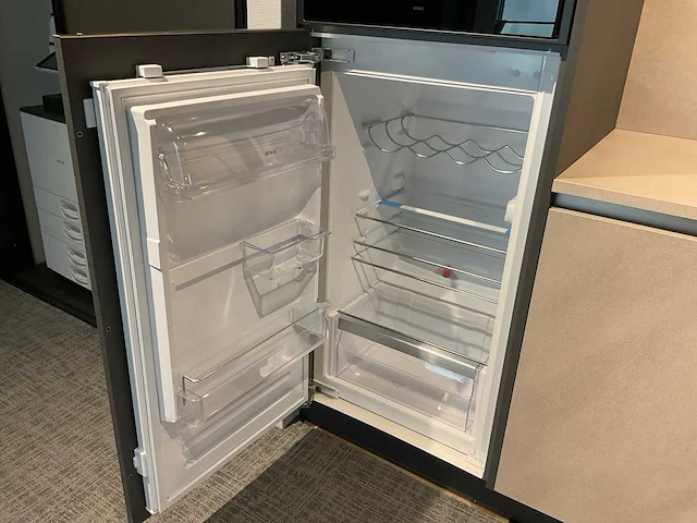 Mk 2510 zera fm rechtopgestelde showroomkeuken - afbeelding 18 van  23
