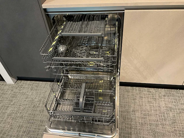 Mk 2510 zera fm rechtopgestelde showroomkeuken - afbeelding 20 van  23