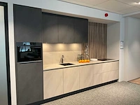 Mk 2510 zera fm rechtopgestelde showroomkeuken - afbeelding 2 van  23
