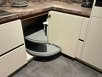 Mk 2510 zera fm u-opgestelde showroom keuken - afbeelding 11 van  37